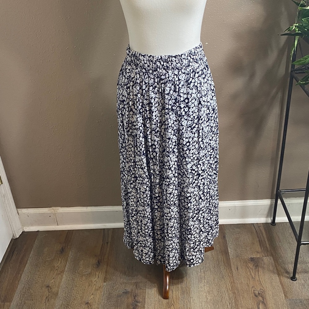 Floral Print Maxi Skirt - Black and White